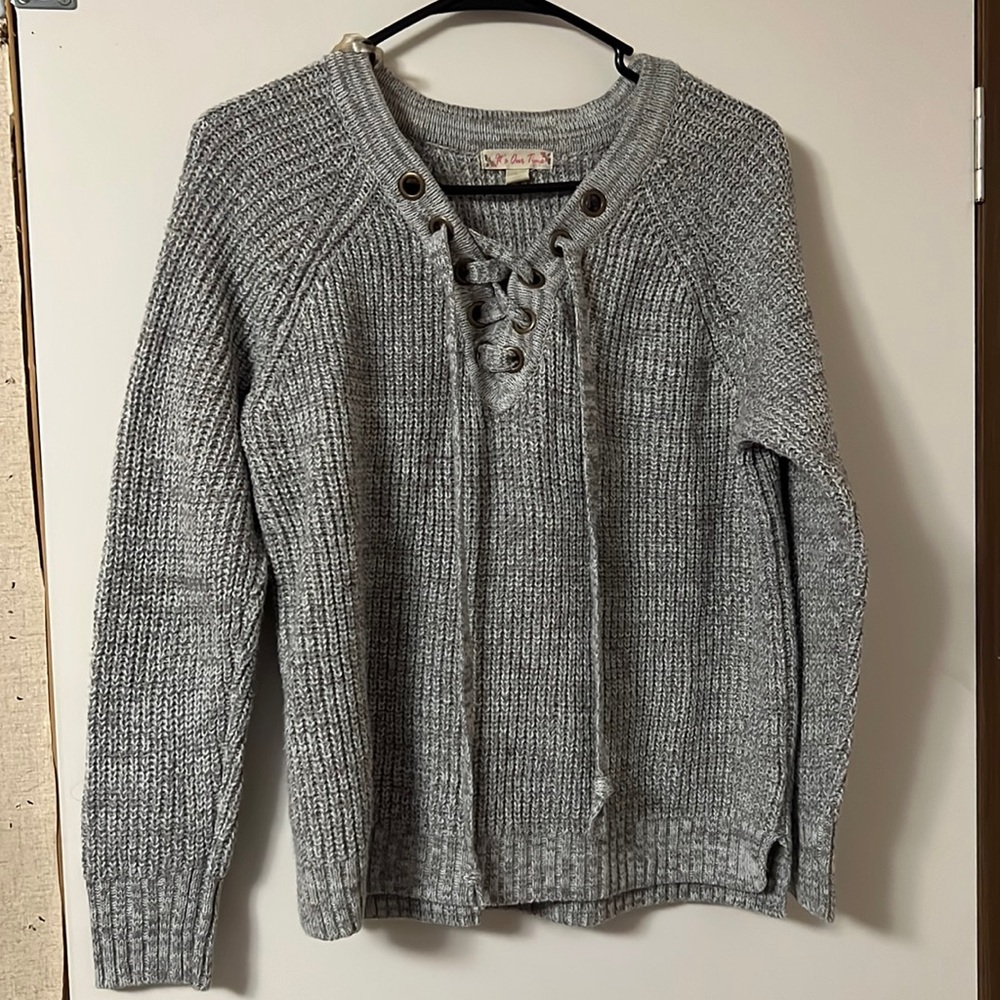 Gray sweater